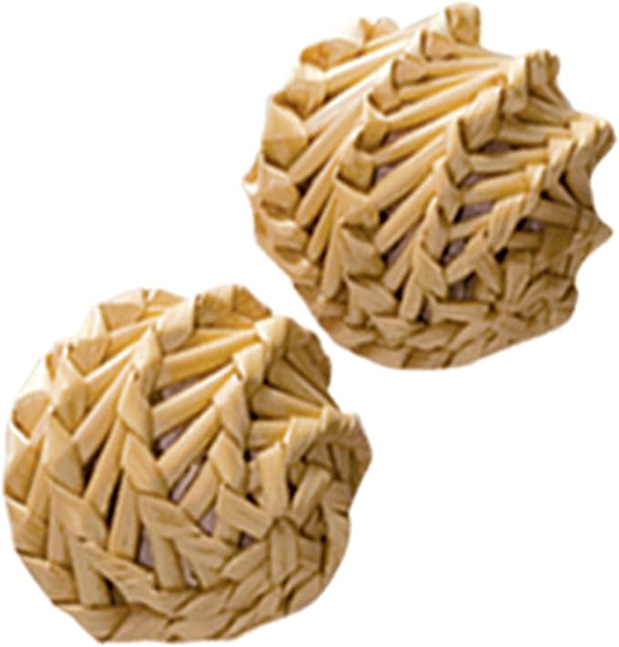KONG Straw Ball – Lightweight Natural Fiber Bat‑and‑Chase Cat Toy